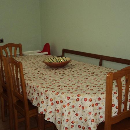 Cal Sabata Aparthotel Estany Екстериор снимка