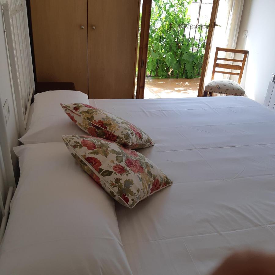Cal Sabata Aparthotel Estany Екстериор снимка